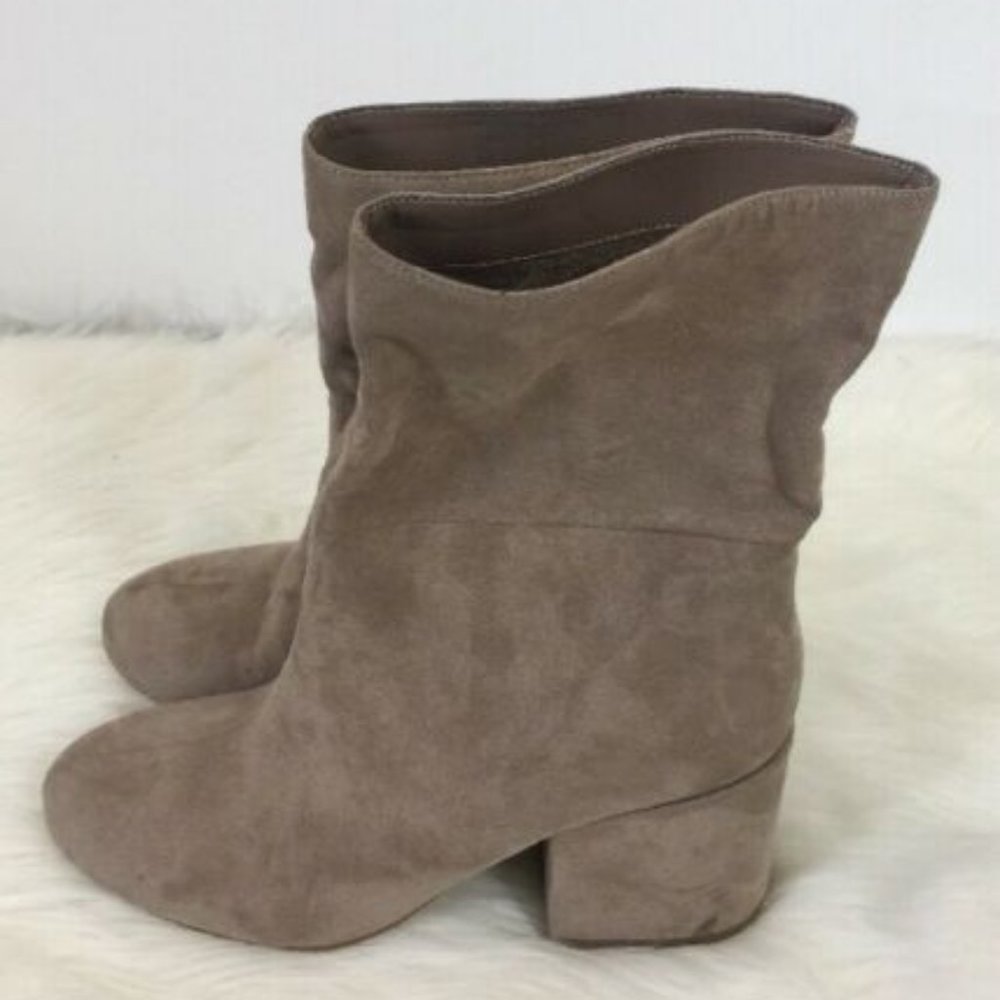 Charles by Charles David Beige Ankle Boots Size 8M